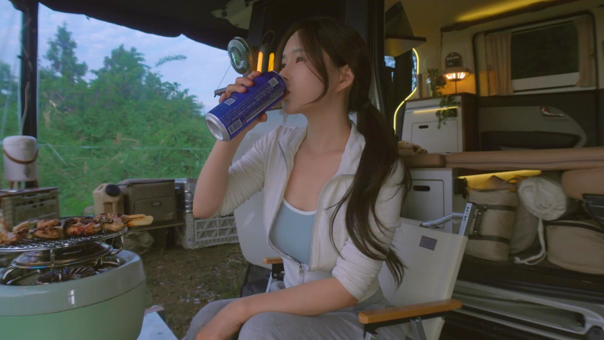 赵乐际会见澳大利亚总理阿尔巴尼斯